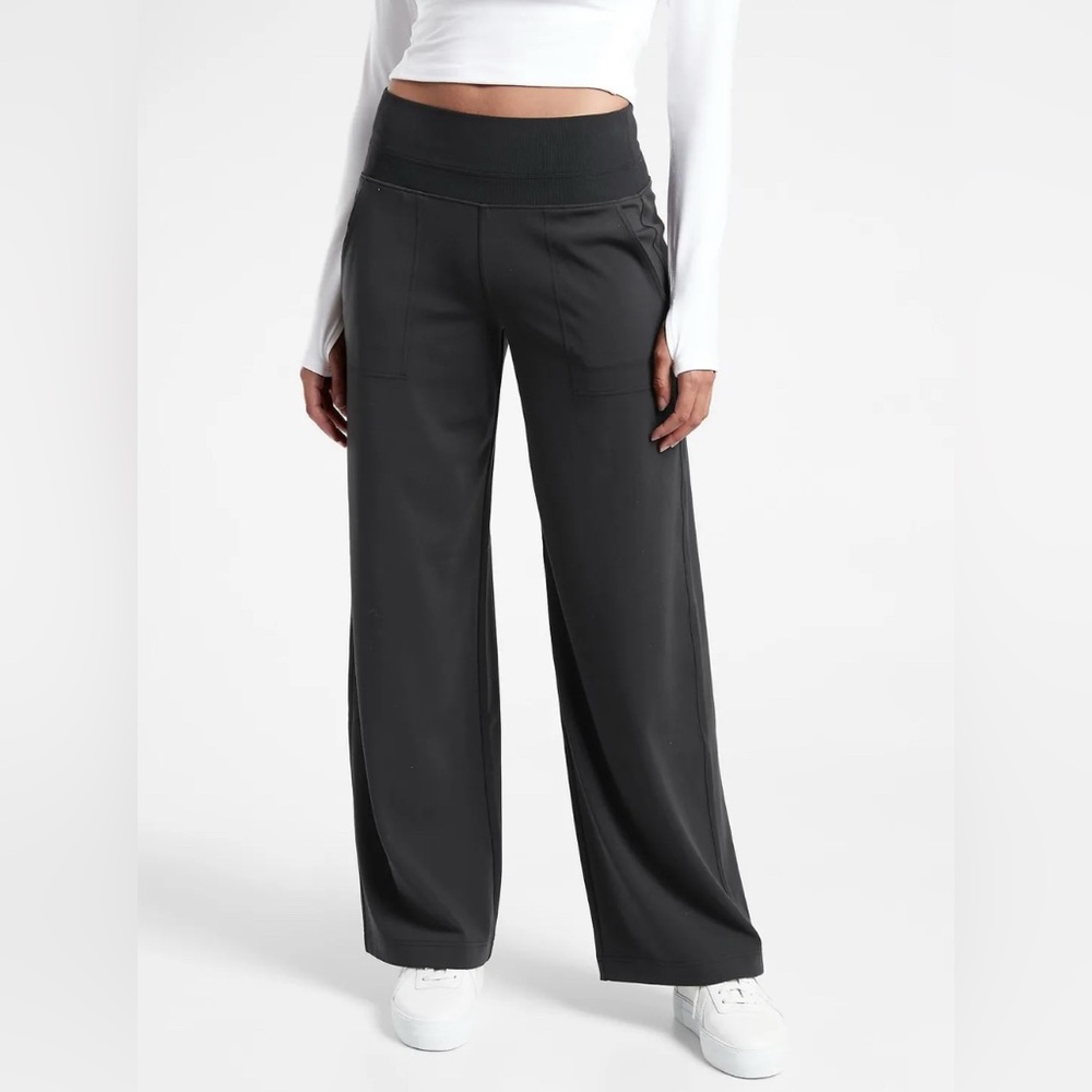 NWT Athleta Venice Wide Let Pant - $119 MSRP